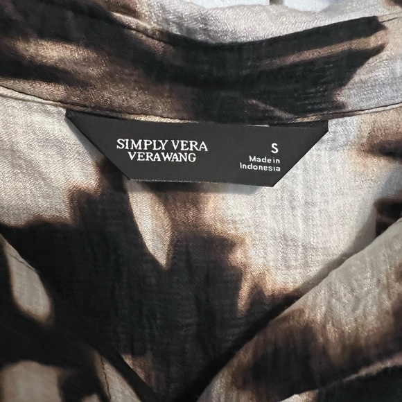 Simply Vera Vera Wang short sleeve shirt. Size S - Picture 4 of 5